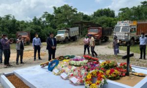 Chief Minister Conrad K Sangma paid rich tribute to former chief minister and former UDP chief (L) Dr Donkupar Roy on his first death anniversary at Shella